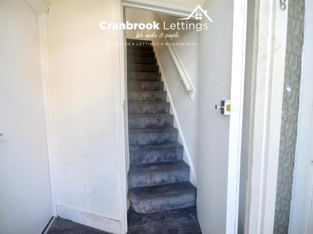 Two Bedroom Flat Highbury Garden IG3