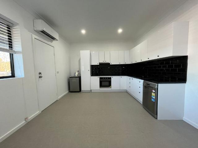 TWO BEDROOM FLAT IN MARYBOROUGH