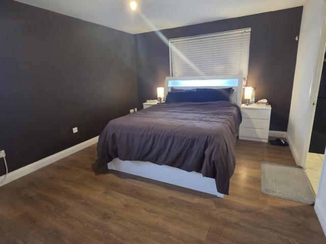 Two bedroom flat in the block next to Goodmayes Tesco £1850