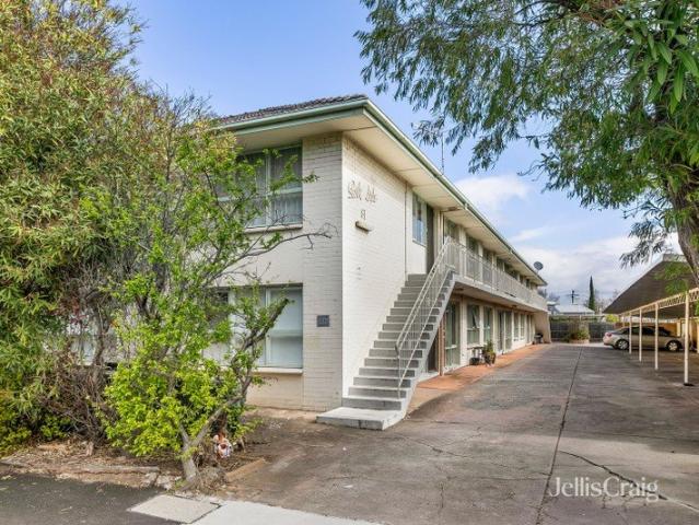 Two Bedroom Flat in Williamstown
