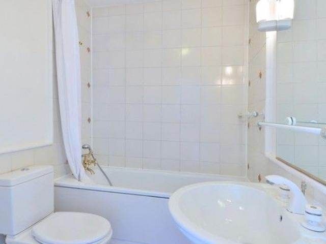 Two Bedroom Flat to rent in London