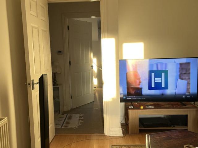 Two bedroom flat, 650 pounds/week all inclusive