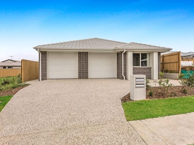TWO BEDROOM FULLY FENCED DUPLEX