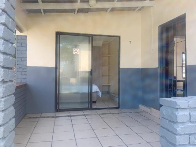 Two Bedroom Fully Furnished Garden flatlet to rent in Anerly, Southport