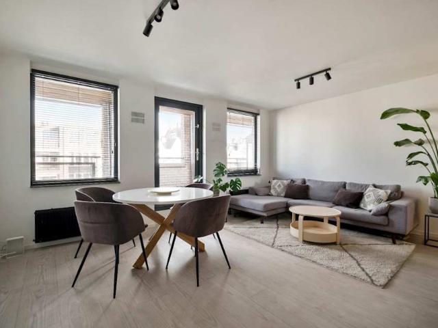 Two Bedroom Furnished Apartment — Amsterdam — Terrace