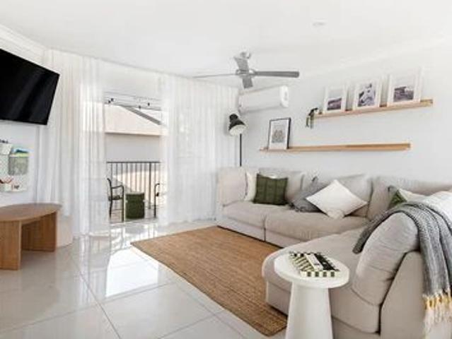 Two Bedroom Furnished Beachside Living