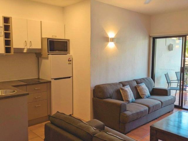 TWO BEDROOM FURNISHED UNIT CLOSE TO TOWN