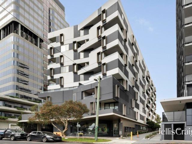 Two bedroom Gem with Stunning City and Park Views