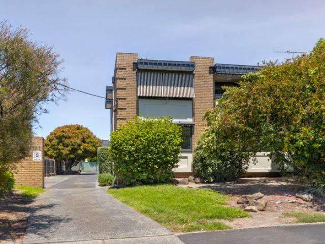 Two Bedroom Ground Floor Apartment