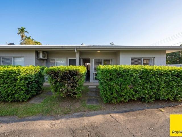 Two Bedroom Ground Floor Unit with Private Courtyard in a Fantastic Location