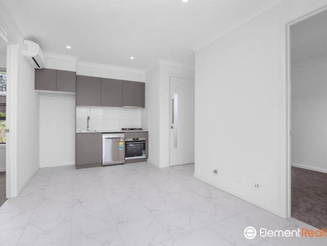 Two bedroom Granny flat with direct street access. OPEN SAT