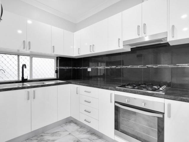 Two bedroom granny flat in Bradbury