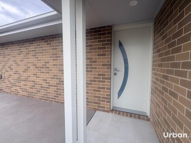 Two bedroom Granny Flat in Cessnock Water included