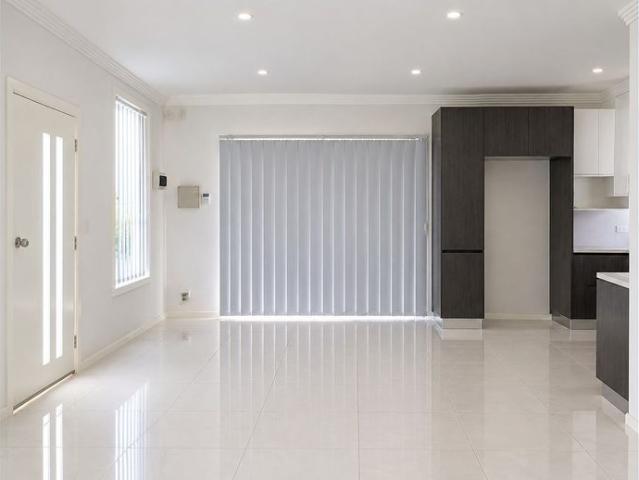 TWO BEDROOM GRANNY FLAT | LOW MAINTENANCE LIVING IN A CONVENIENT LOCATION!