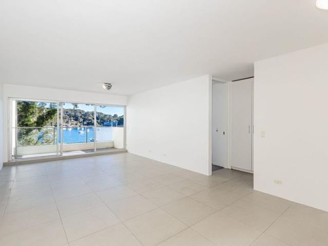 TWO BEDROOM HARBOURSIDE APARTMENT