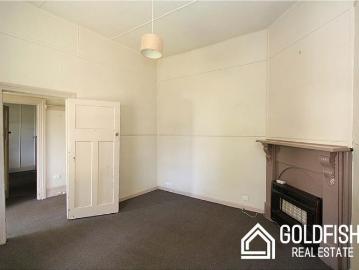 Two Bedroom Home for Lease in Prime Golden Point Location