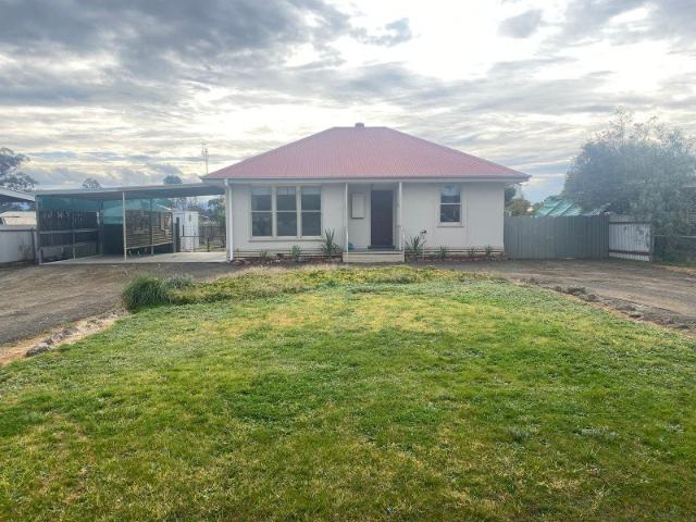 TWO BEDROOM HOME IN AVOCA