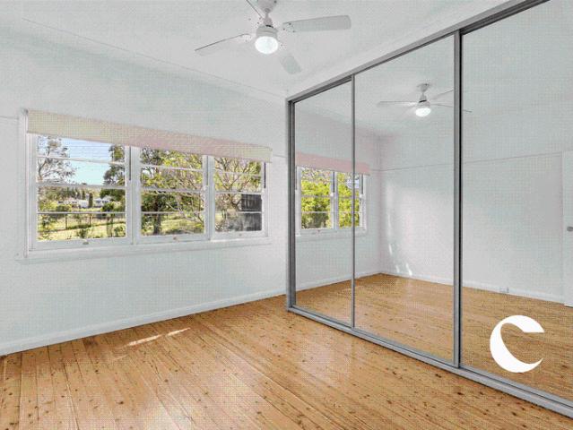 TWO BEDROOM HOME IN GREAT LOCATION