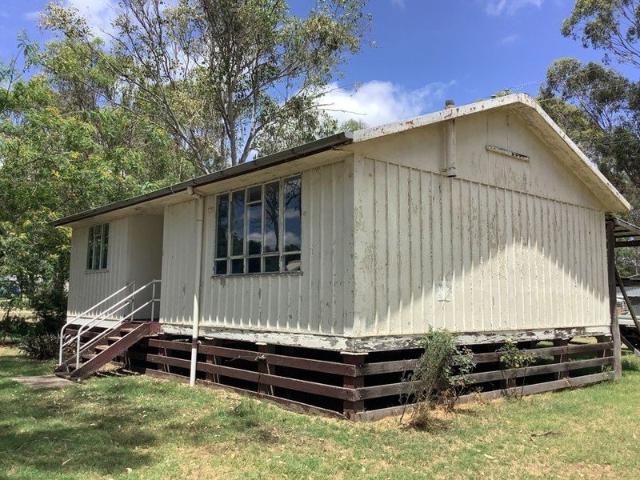 Two Bedroom Home, with Large Shed, Handy for Central Crows Nest