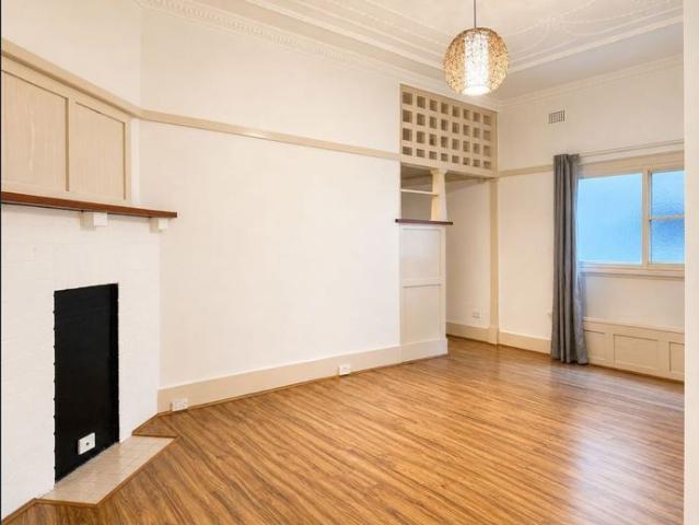 Two Bedroom House in the Idyllic Innerwest