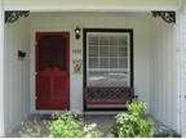 Two Bedroom In Inner Loop