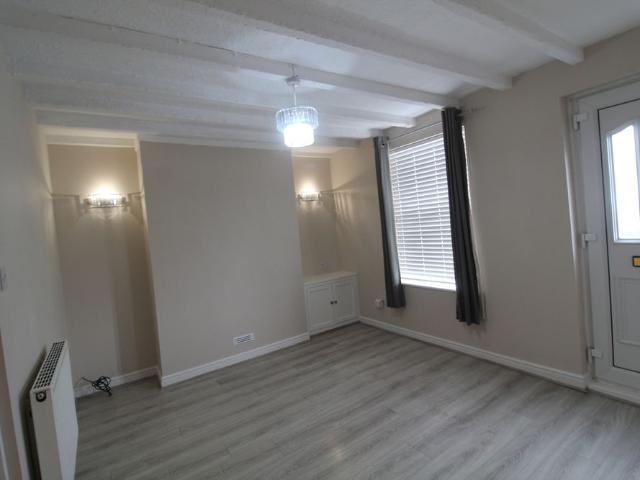 Two Bedroom Mid terraced Property in Swadlincote