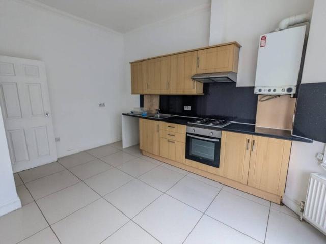 Two bedroom Modern Apartment in Kilburn