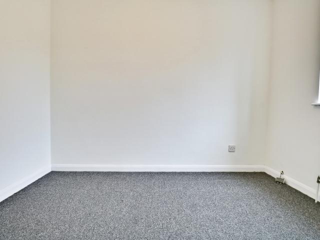Two bedroom Newly Refurbished House to Rent in Camelot Close, Thamesmead