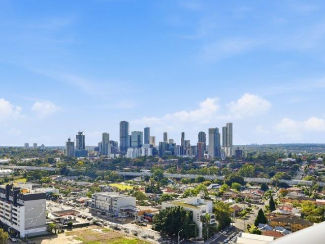 TWO BEDROOM PLUS STUDY WITH ELEVATED VIEWS