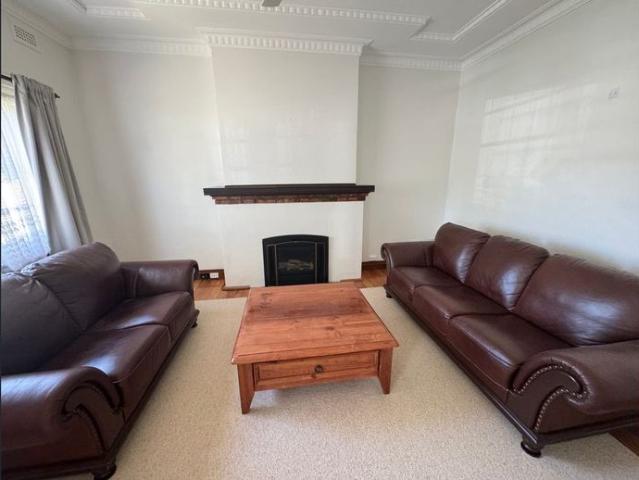 Two Bedroom Refurbished Home in a Convenient Location