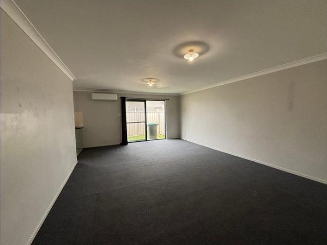 Two Bedroom Semi Detached Townhouse with Single Garage