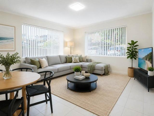TWO BEDROOM SPACE LITERALLY STEPS TO DEE WHY BEACH!