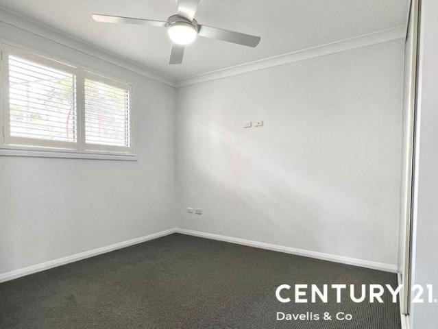 Two Bedroom Street Fronted Granny Flat!