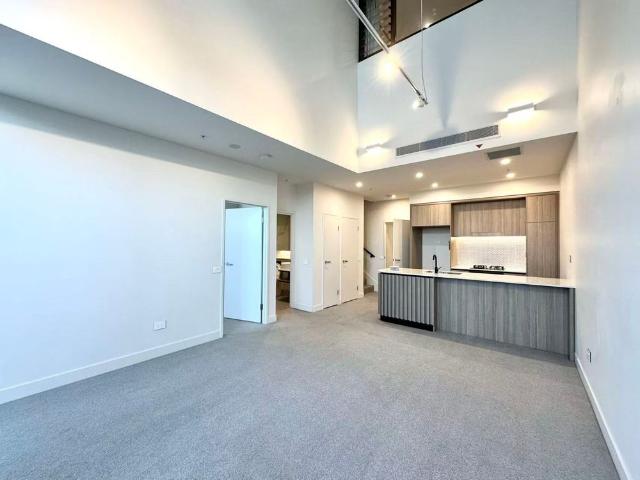 Two bedroom+Study, potential 3 bedroom& Townhouse style& Big courtyard& Nearly Brand new& Furnished/Unfurnished options&Classic Japanese design