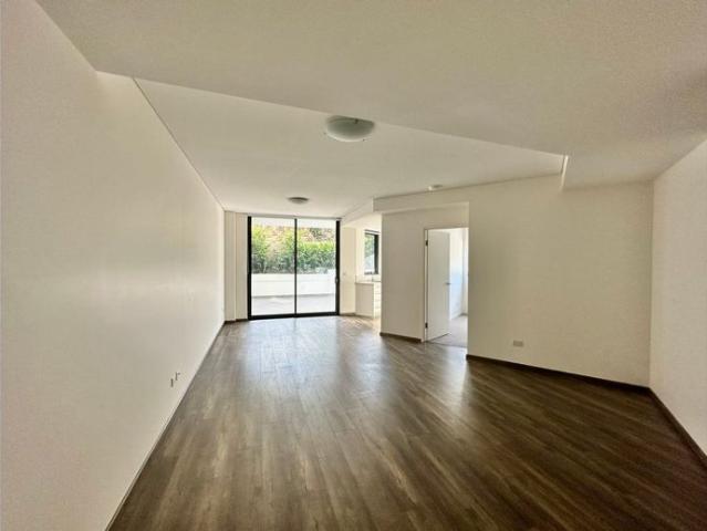 TWO BEDROOMS APARTMENT FOR LEASE