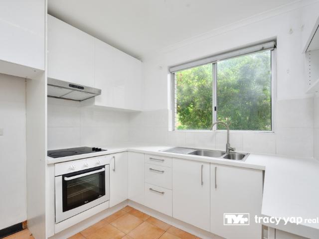 Two Bedrooms Apartment in Prime Location