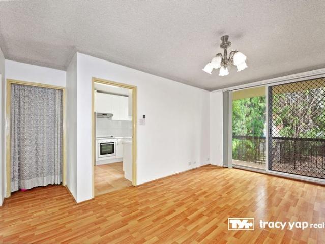 Two Bedrooms Apartment in Prime Location