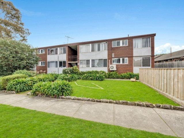Two Bedrooms Ground Floor Apartment