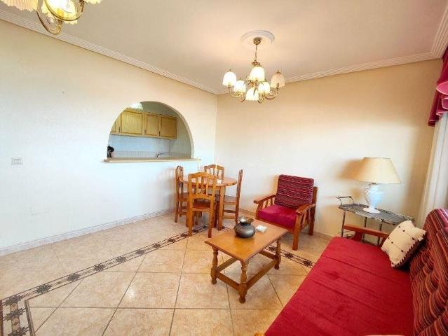 TWO BEDROOMS FLAT IN TORREVIEJA WITH SEAVIEW