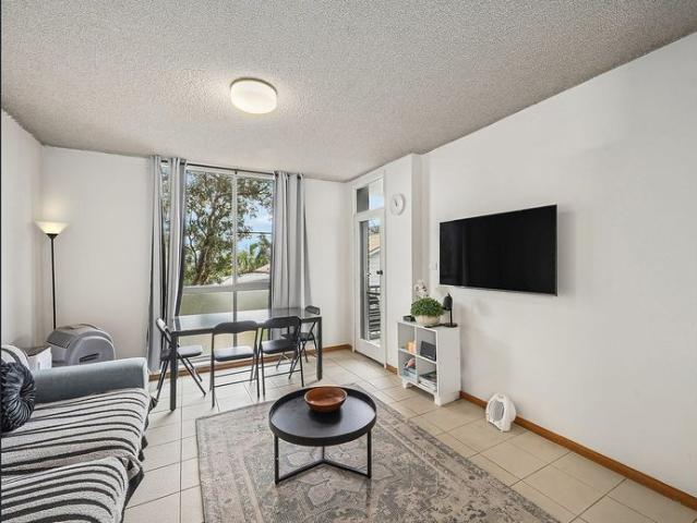 Two bedrooms, furnished  metres from Oxley Beach