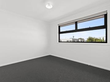Geelong, Greater Geelong, Victoria - Parking