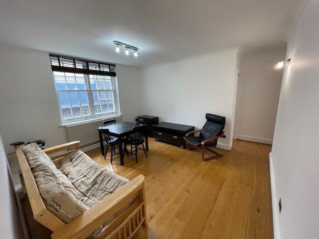 Two Double Bed Apartment Close To UCL