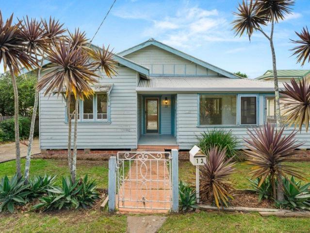 Two Homes, Endless Possibilities on 911sqm