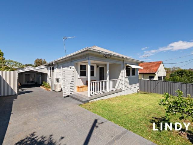 TWO HOMES IN ONE PERFECT FOR EXTENDED FAMILY LIVING