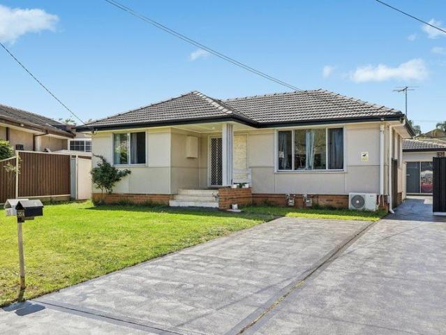 Two Homes, One Title Outstanding Investment or Dual Living Opportunity