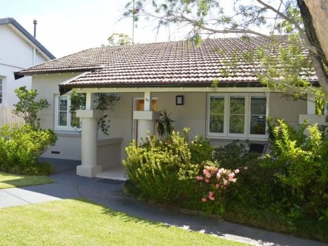 TWO HOMES, ONE TITLE / DUAL INCOME / PREMIUM LOWER NORTH SHORE LOCATION