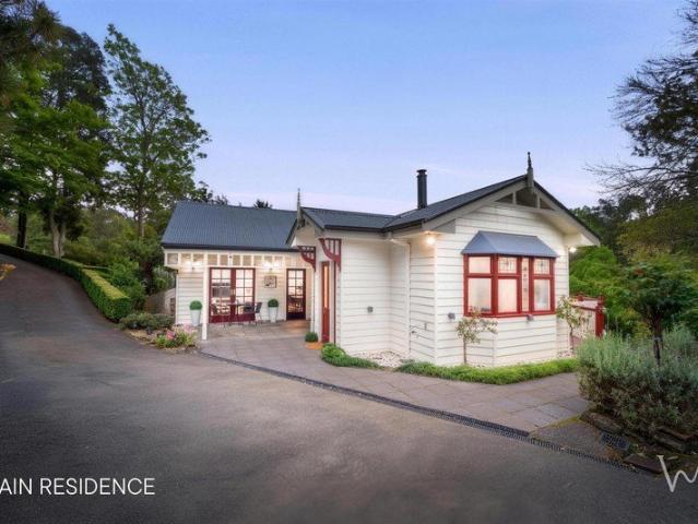 Two Homes + Studio. One Remarkable Hills Sanctuary
