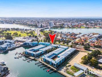 Two in One Great Income Generator with 6m Jetty