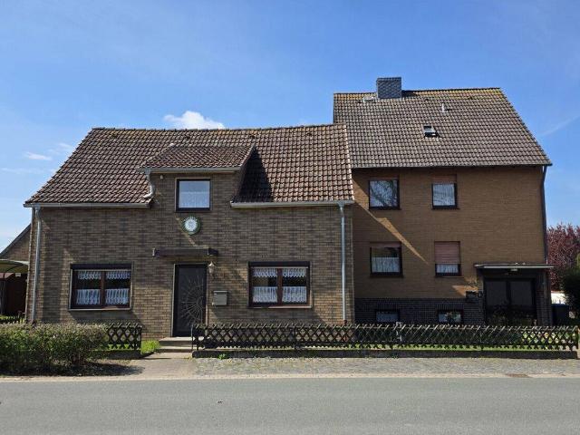 Two in One: Immobilienensemble mit Raum für individuelle Ideen!