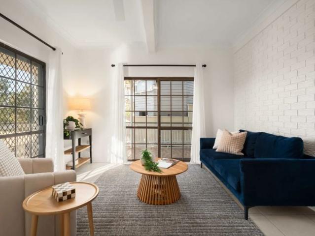 two one bedroom apartments available in bowen hills